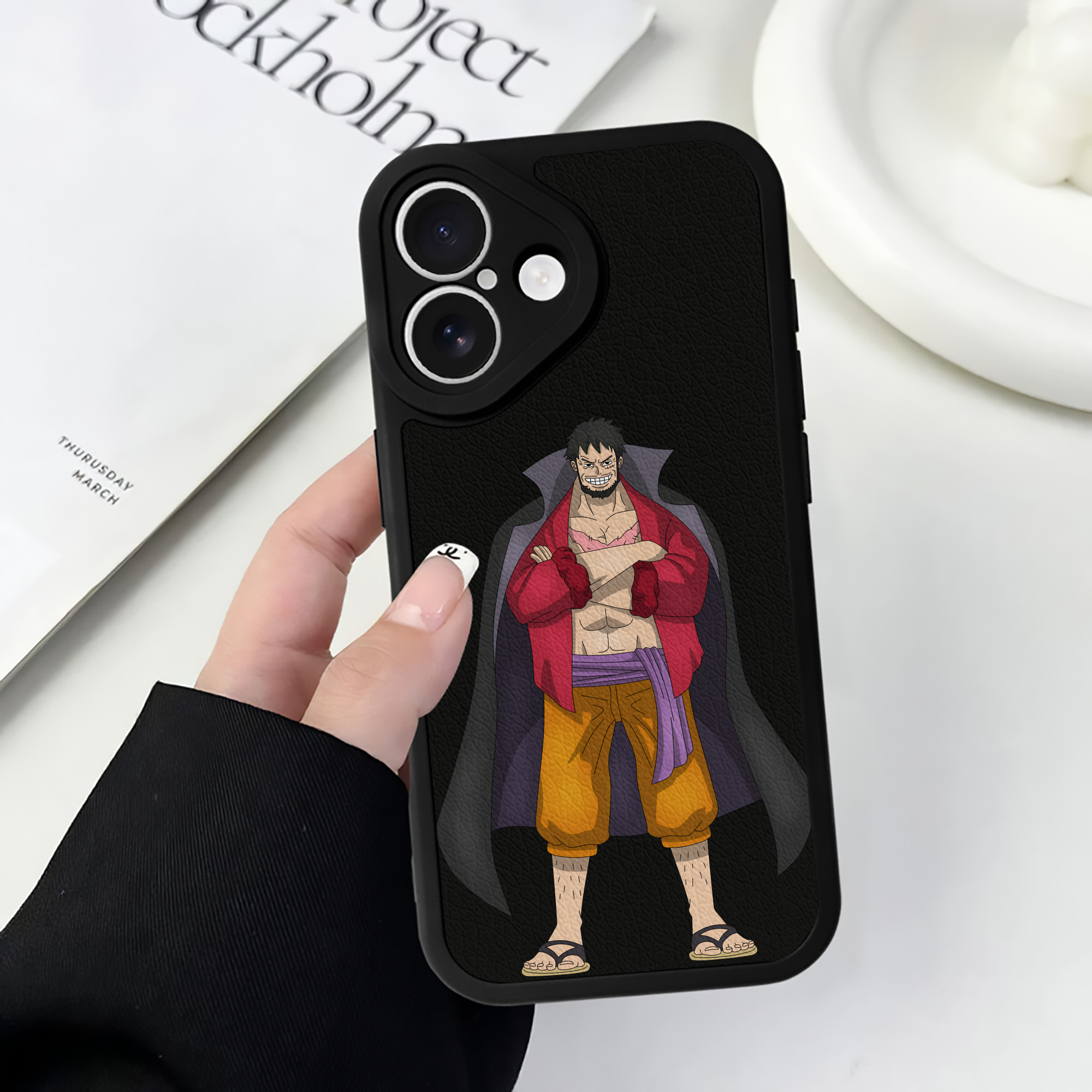 （画像用） ワンピース モンキー・D・ルフィ ONE PIECE Monkey D. Luffy 【iPhone 16シリーズ対応】シリコンスマホケース（レザー調） 材質：シリコン